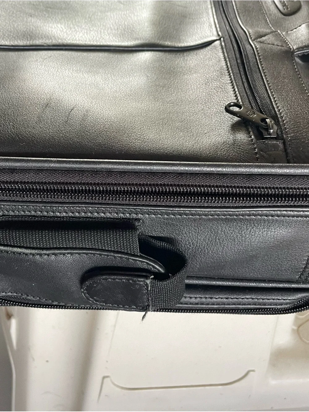 Samsonite Black Laptop Briefcase with Top Handles
